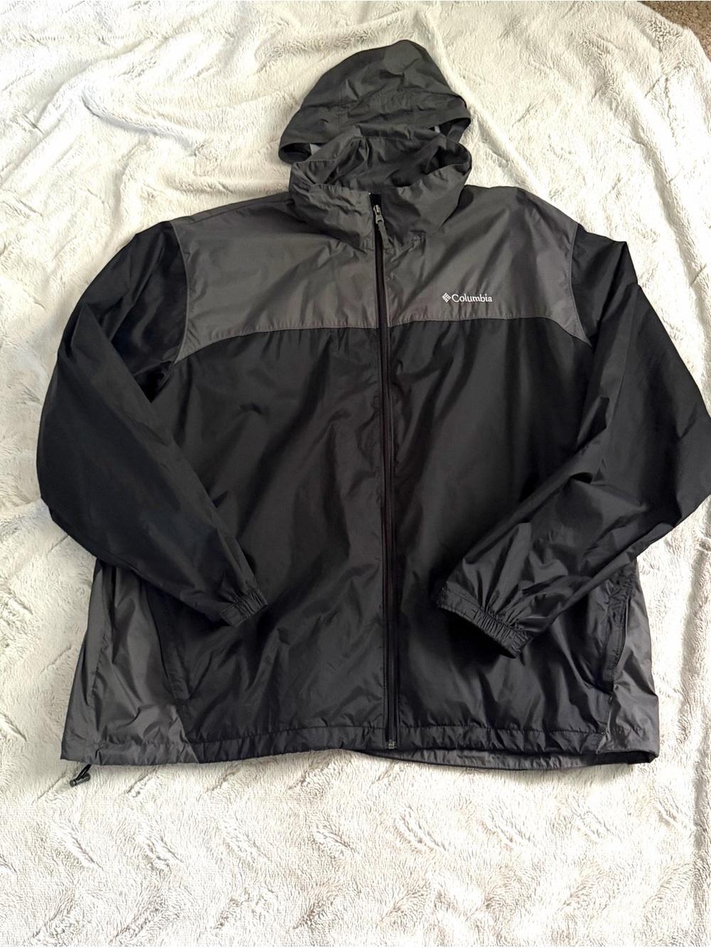 Columbia Men's Black Hooded Windbreaker Jacket